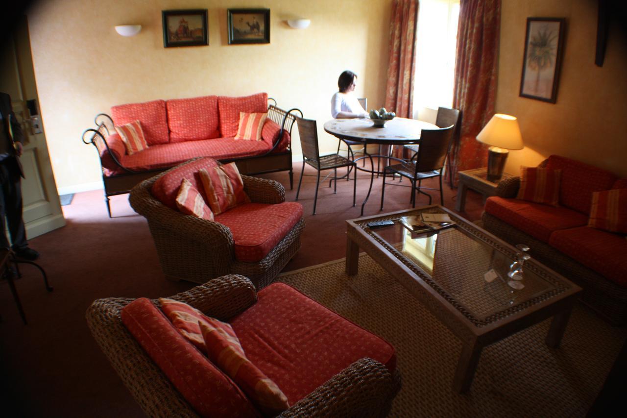 Best Western La Metairie Gosnay Esterno foto